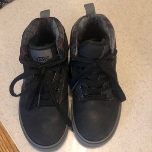 Toddler Boy Hightop Vans Size 11